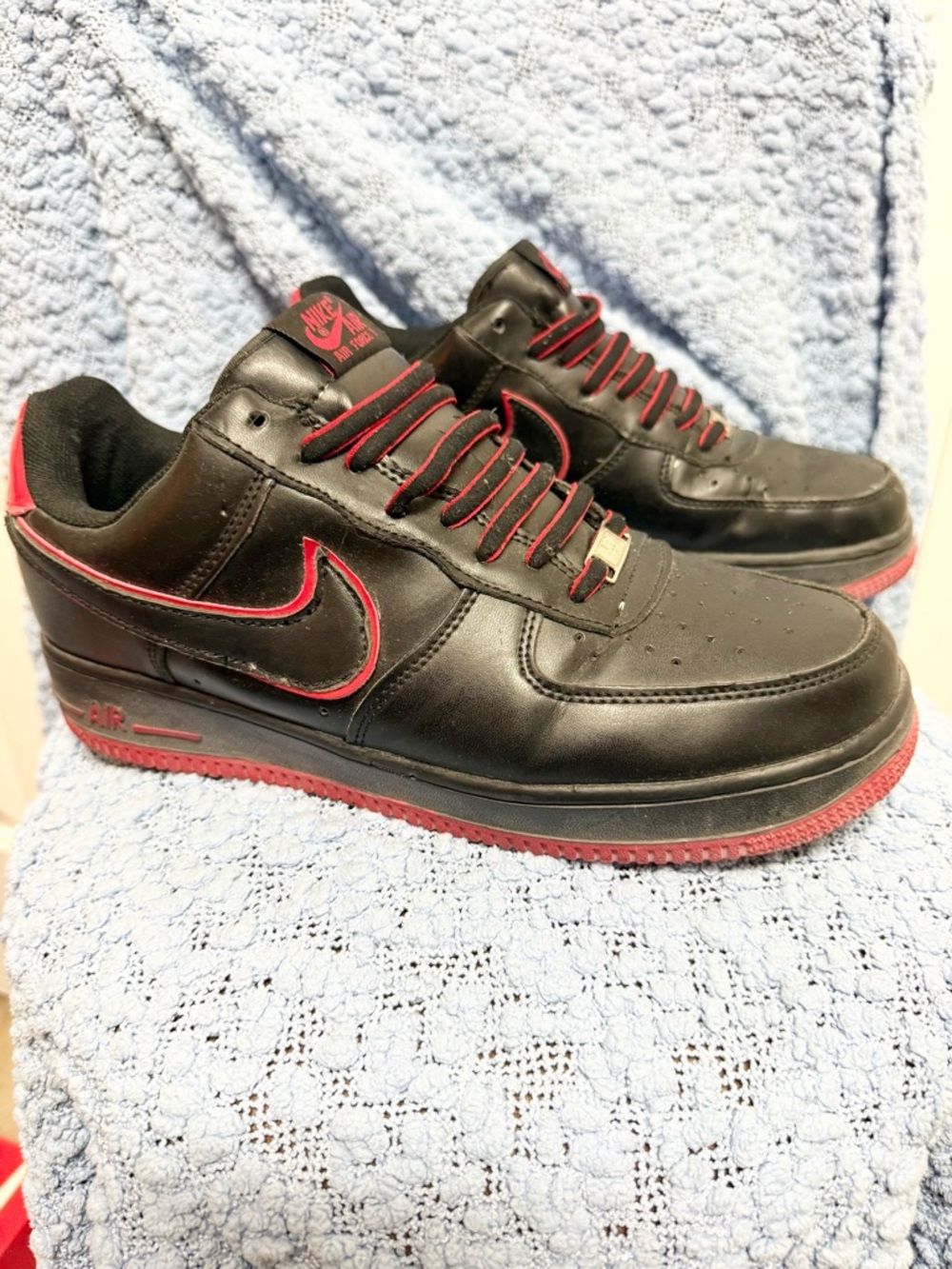 Nike Air Force One Men’s Black Sneakers with Red Details